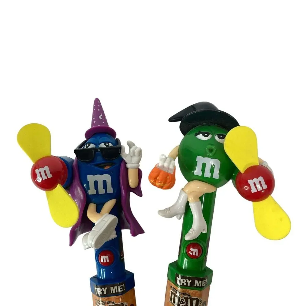 M&MS lot m&ms